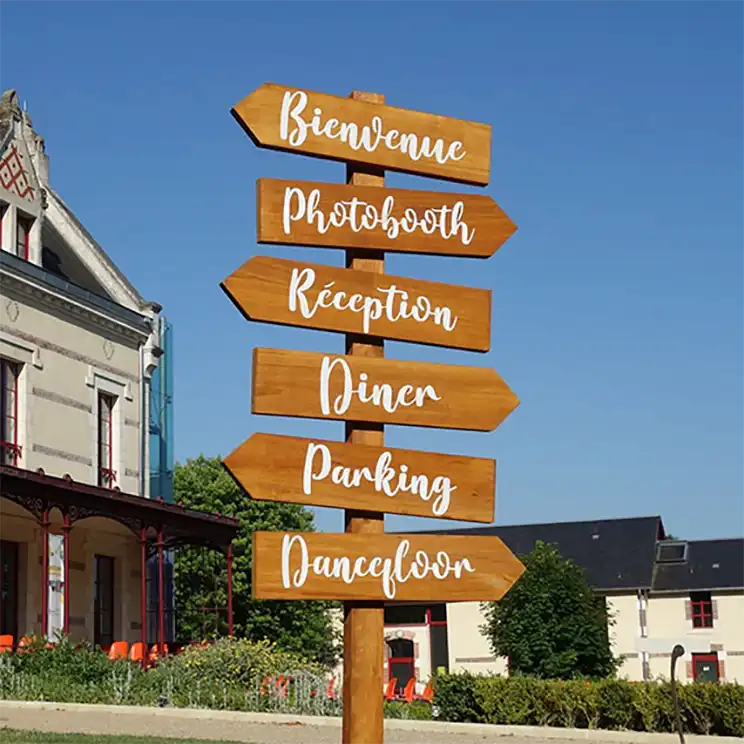 Fléchage panneau mariage